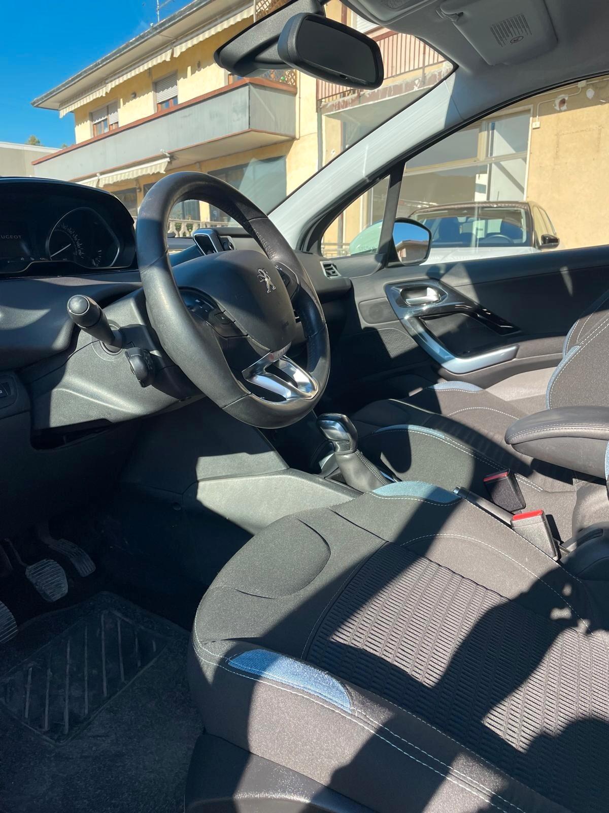 Peugeot 208 1.2 VTi 82 CV 5 porte Allure