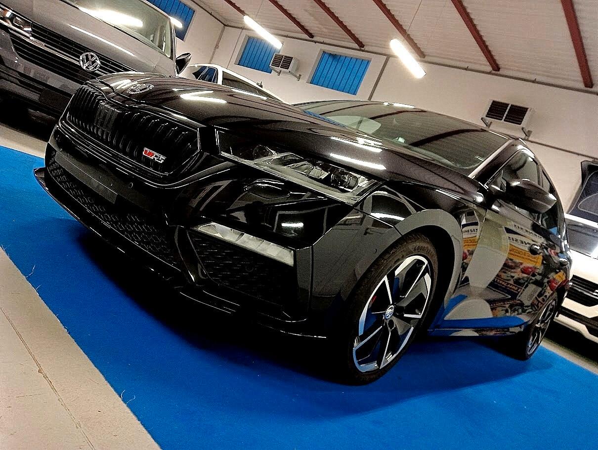 Skoda Octavia 2.0 TDI 200CV RS 4x4 PACK BLACK APP IVA ESPOSTA