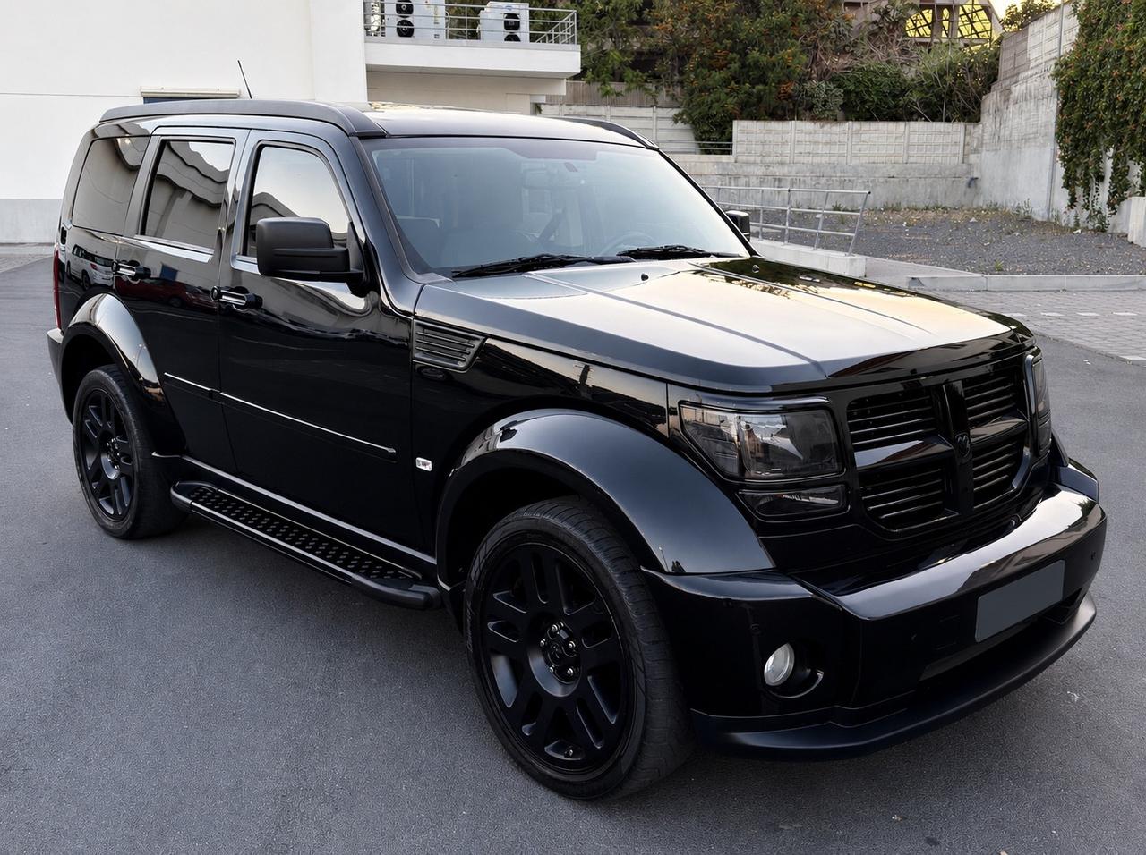 Dodge Nitro 2.8 CRD SXT 4WD BLACK Edition unica