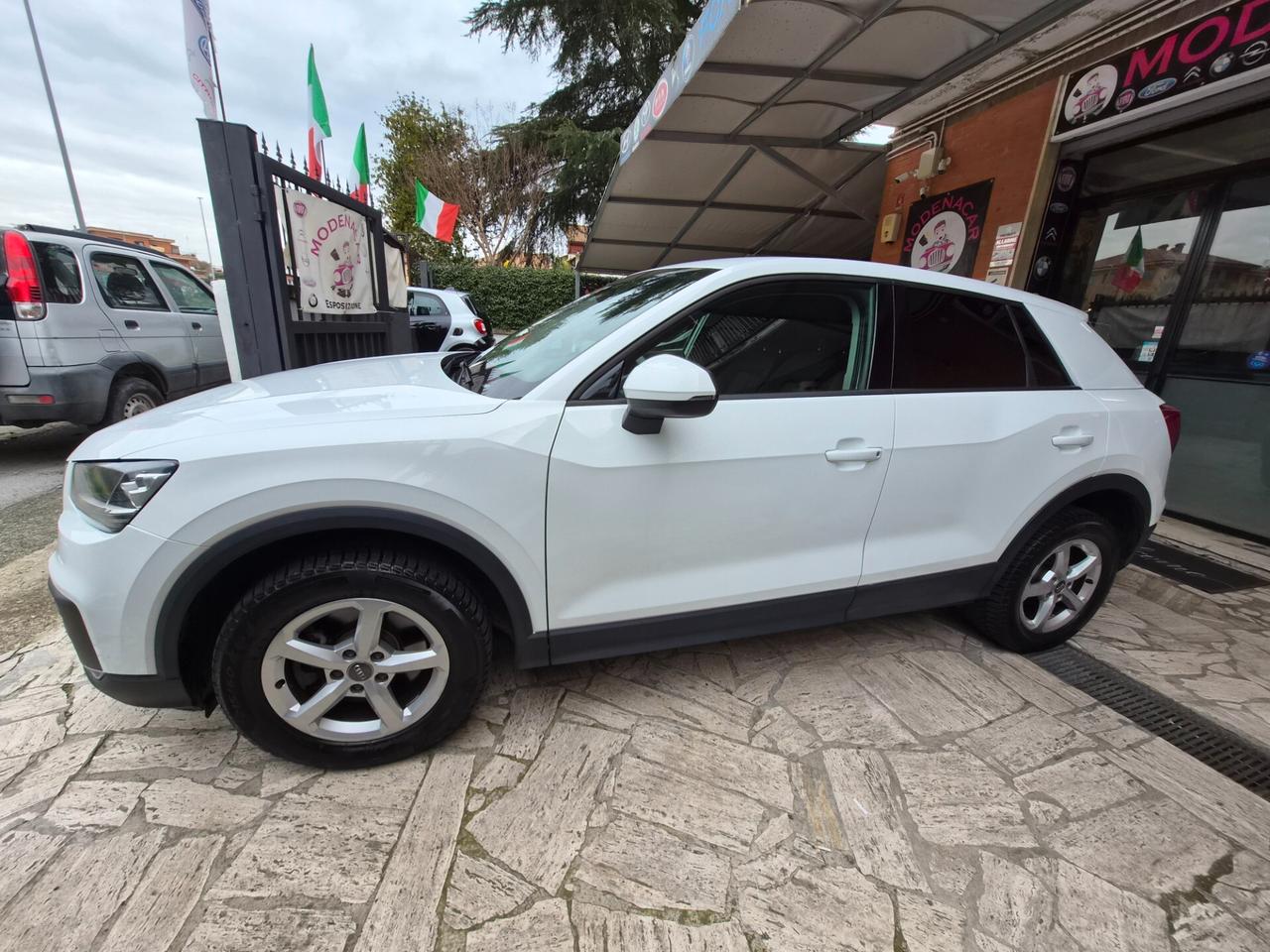 Audi Q2 30 TDI S tronic Business Design