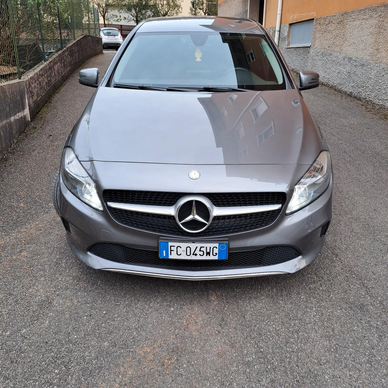 Mercedes A180 sport - Ok NEOPATENTATI