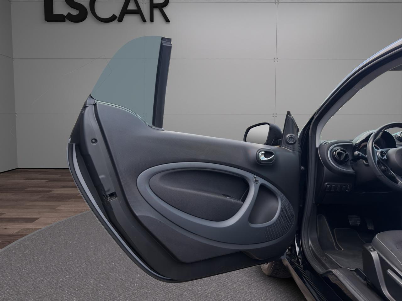 Smart fortwo coupe 1.0 Passion 71cv - Unipro - Promo FInanziamento - Cerchi in lega - Schermo - Sedili riscaldabili