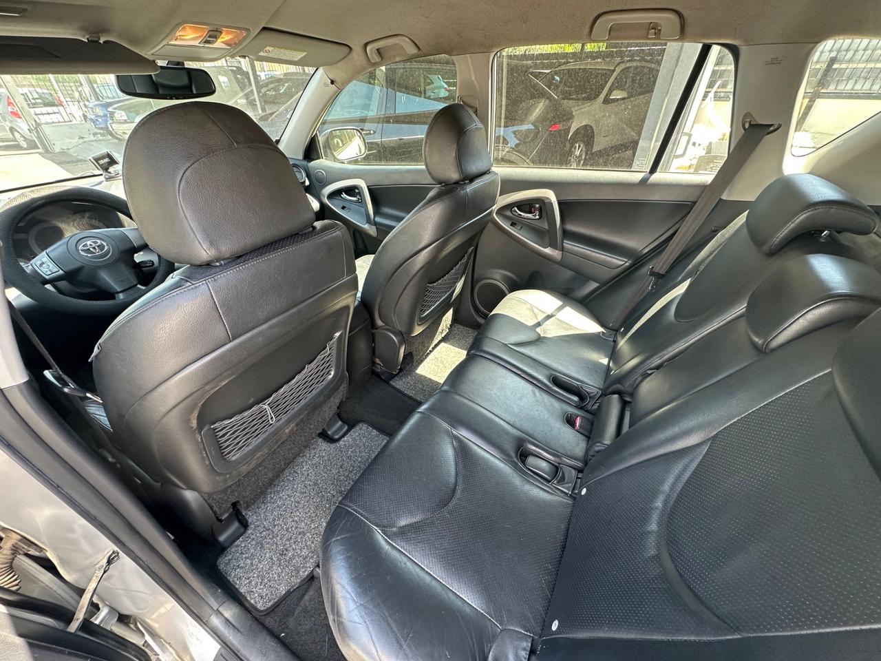 Toyota RAV 4 RAV4 2.2 D-4D 136 CV Luxury