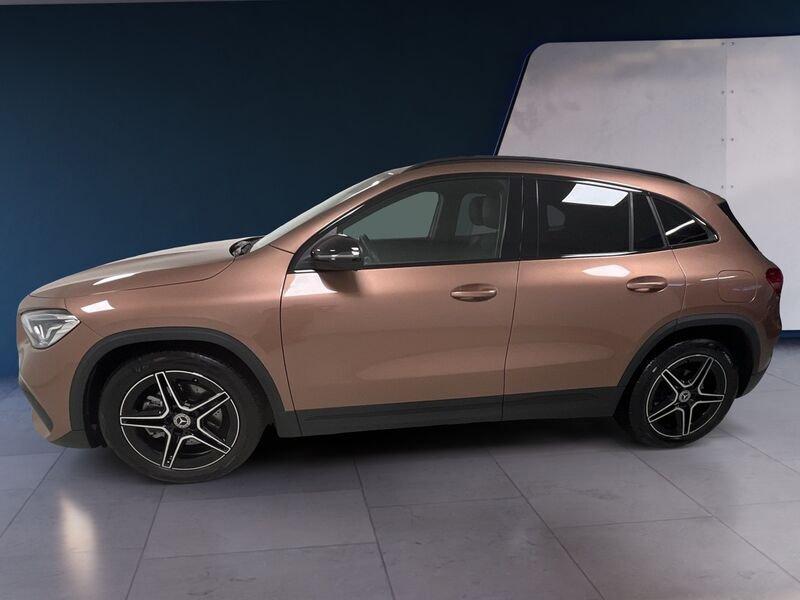 Mercedes-Benz GLA 180 d Automatic Premium