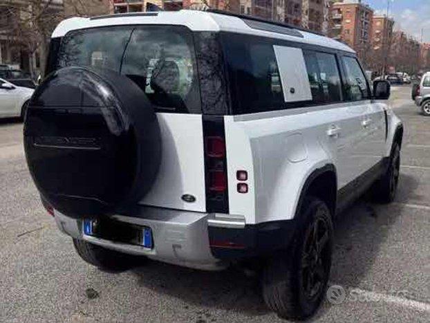 LAND ROVER Defender 110 3.0D I6 200 CV AWD Auto