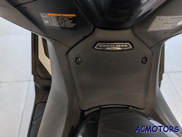 YAMAHA T-Max 560 TECH MAX