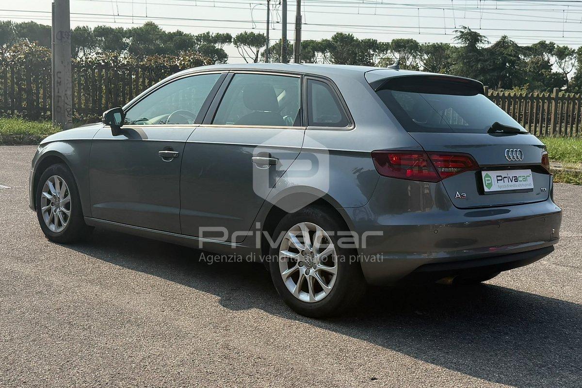 AUDI A3 1.6 TDI clean diesel S tronic Admired