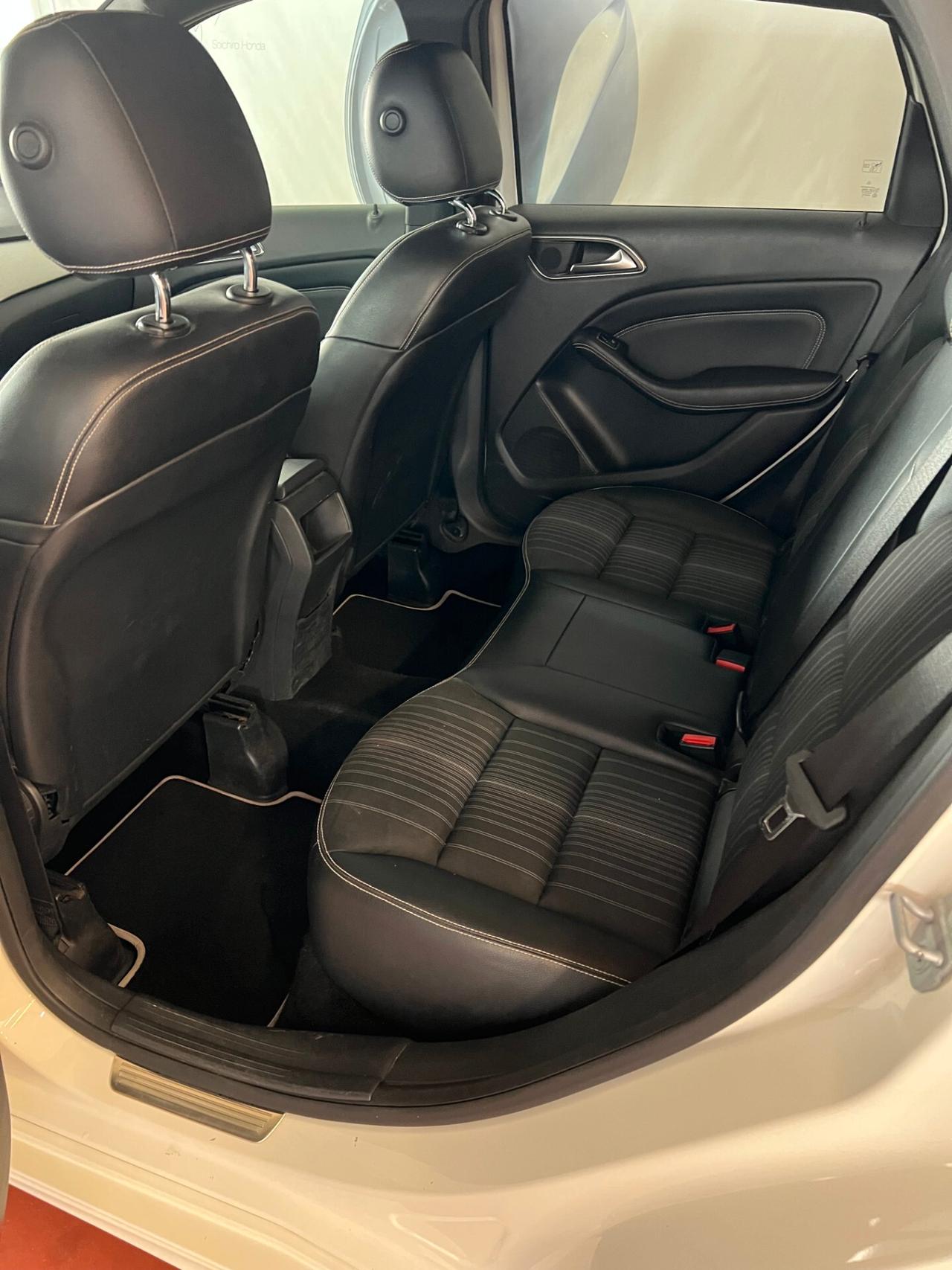 Mercedes-benz B 180 BlueEFFICIENCY Premium