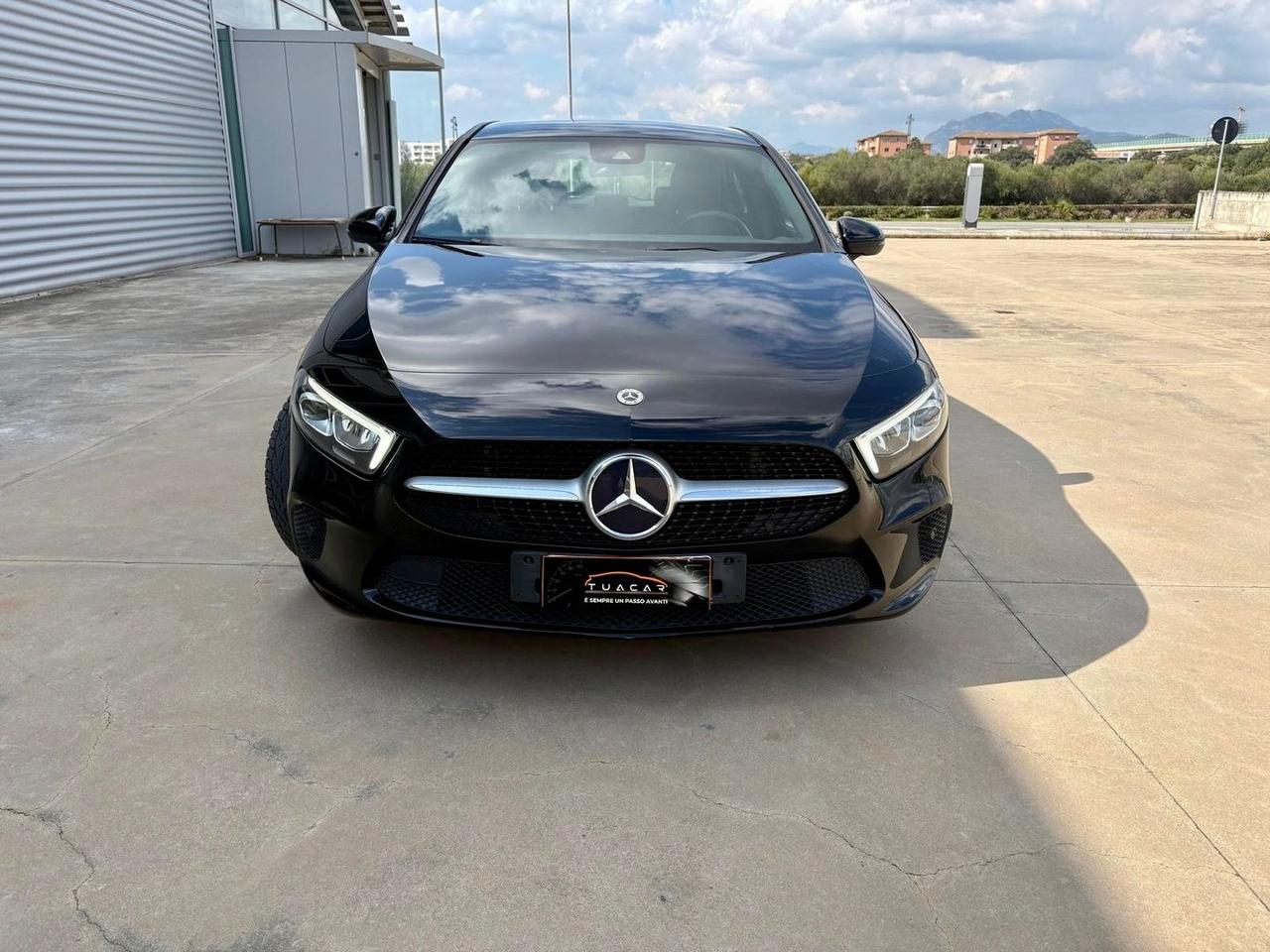 Mercedes-Benz A 180 D Sport Night Edition #10010