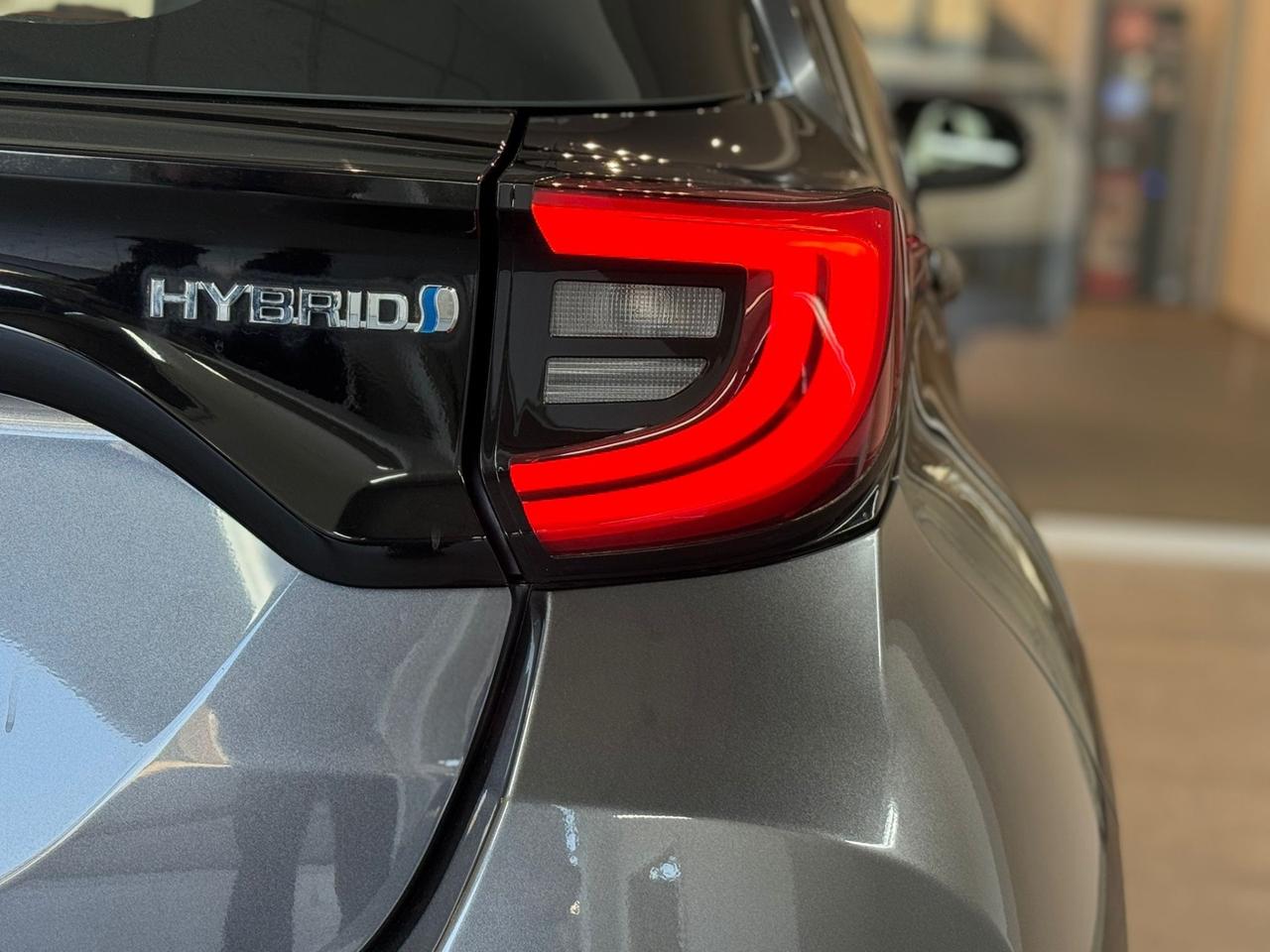Toyota Yaris 1.5 Hybrid 5 porte Lounge
