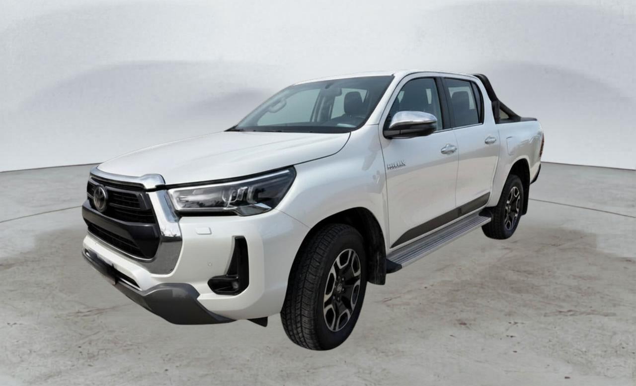 Toyota Hilux 2.8 D A/T 4WD 4 porte Double Cab Executive