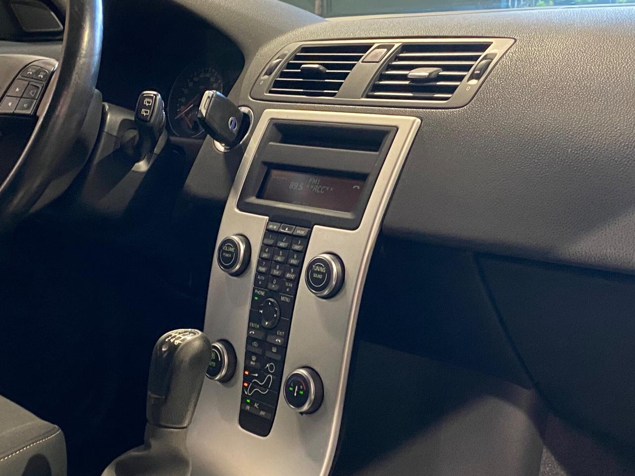 Volvo V50 1.6D 2012 • Spaziosa e sicura