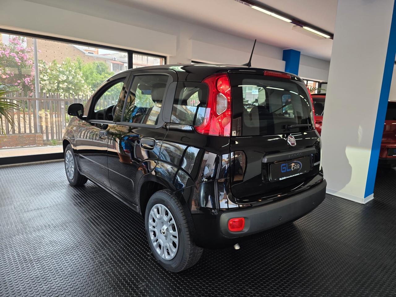 NUOVA Fiat Panda 1.0 FireFly S&S Hybrid
