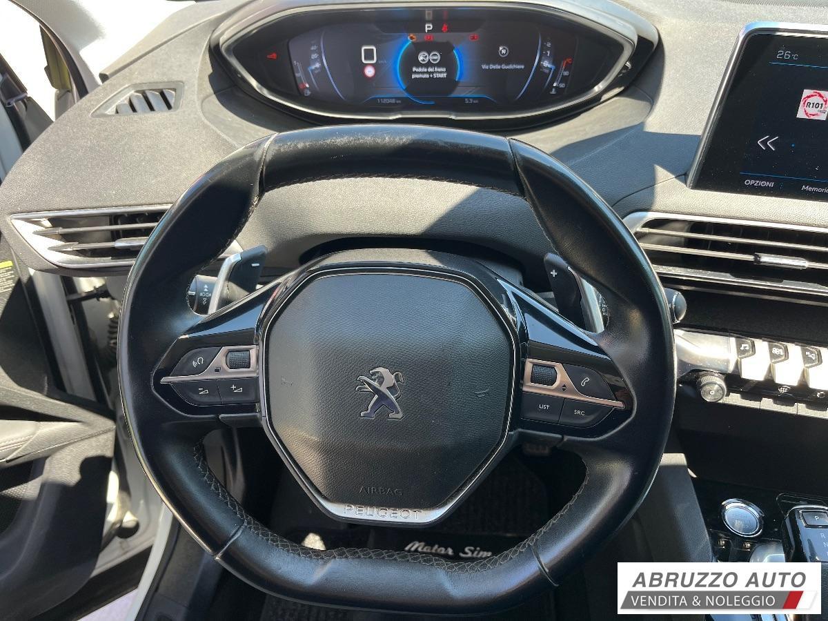 PEUGEOT 5008 Turbo 130 S&S EAT8 Allure