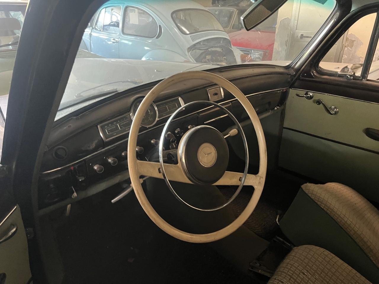 Mercedes benz 180 Ponton Bauletto SENZA MOTORE