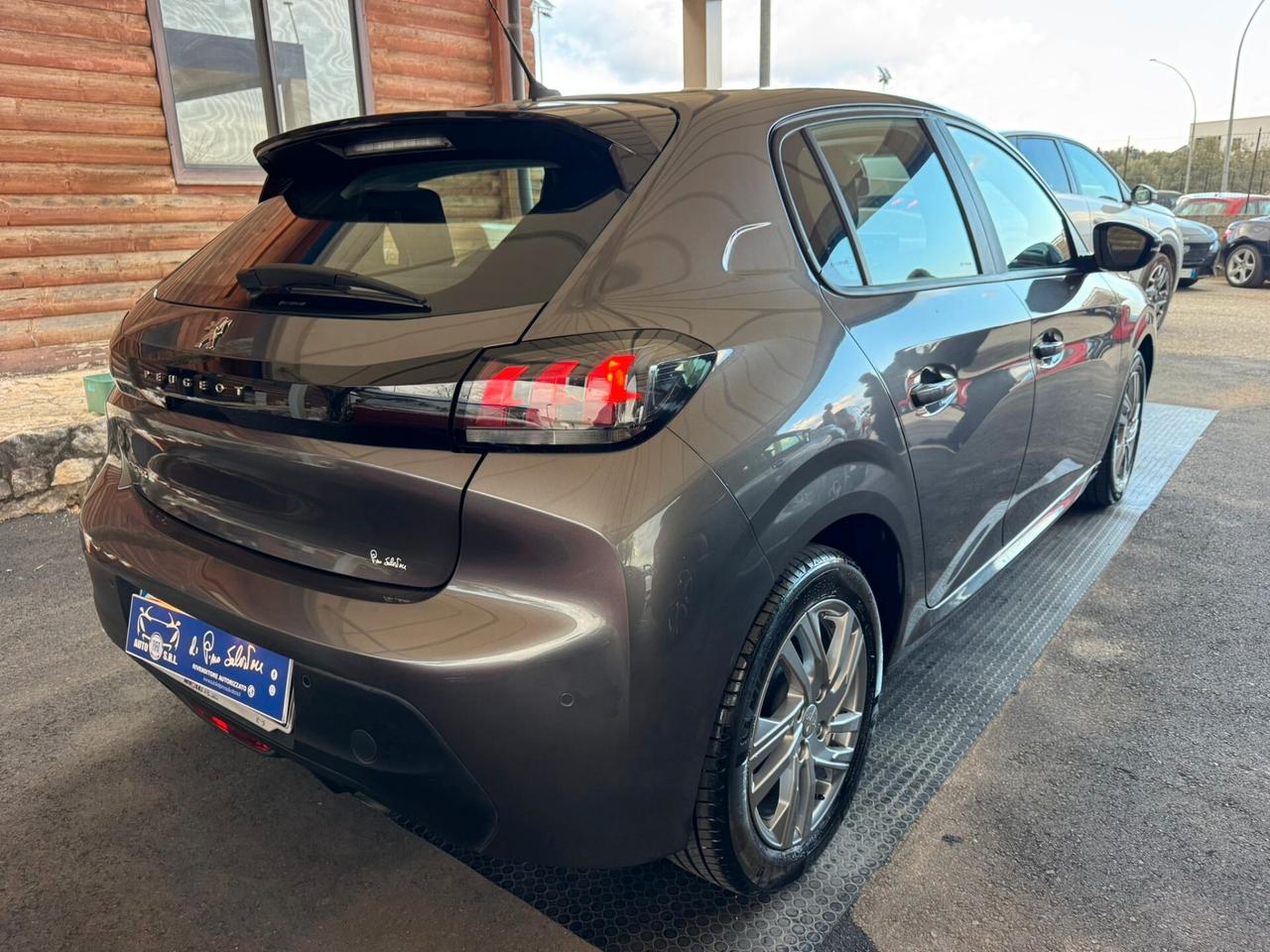 Peugeot 208 PureTech 75 Stop&Start 5 porte Allure