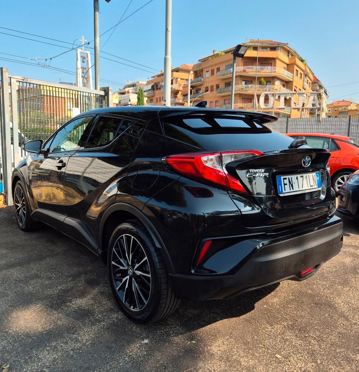 Toyota C-HR 1.8 Hybrid E-CVT Toyota Team