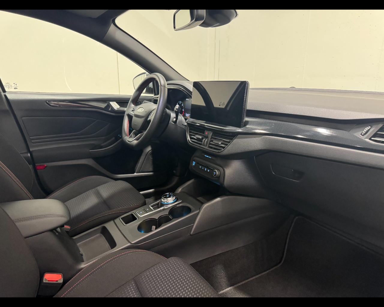 FORD FOCUS 1.5 ECOBLUE AUTO ST-Line