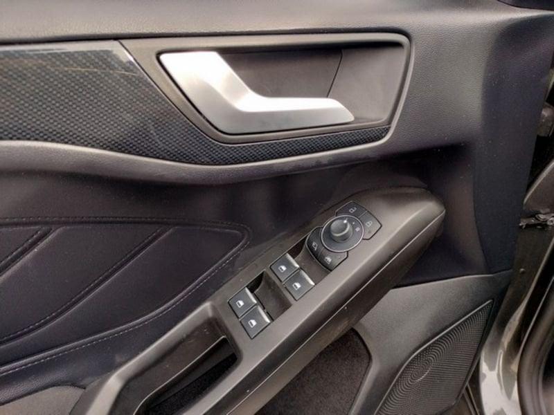 Ford Focus 1.5 Ecoblue 115cv ST-Line Auto