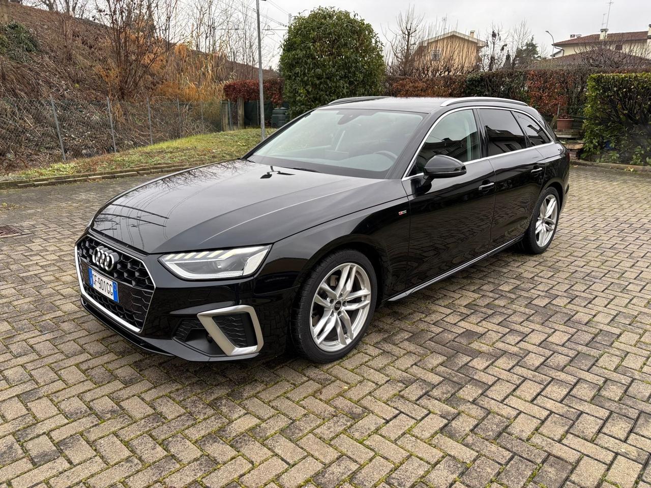 Audi A4 Avant 35 TDI/163 CV S tronic S line edition