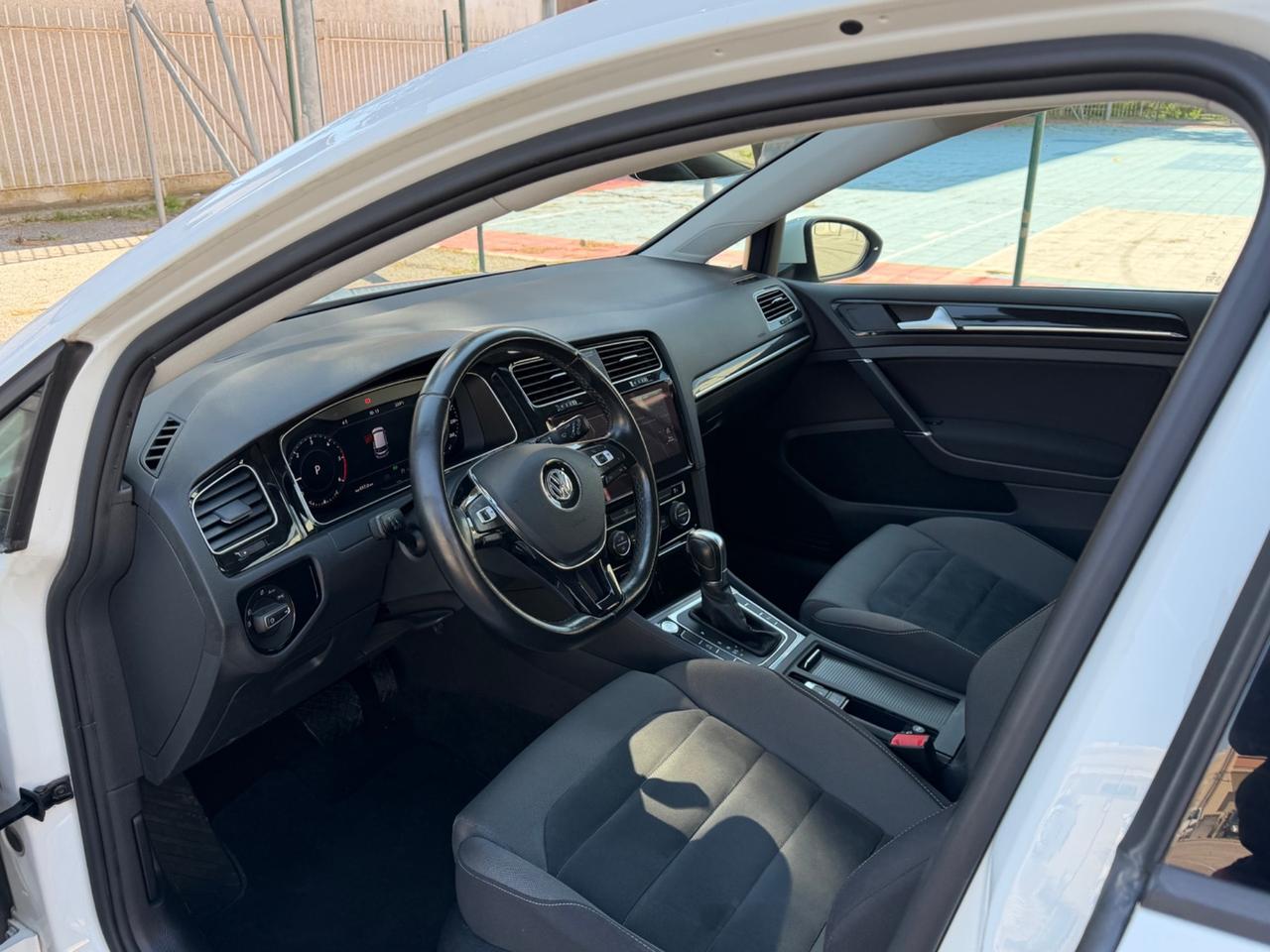 Volkswagen Golf 2.0 TDI AUTOMATICA FULL OPTIONAL
