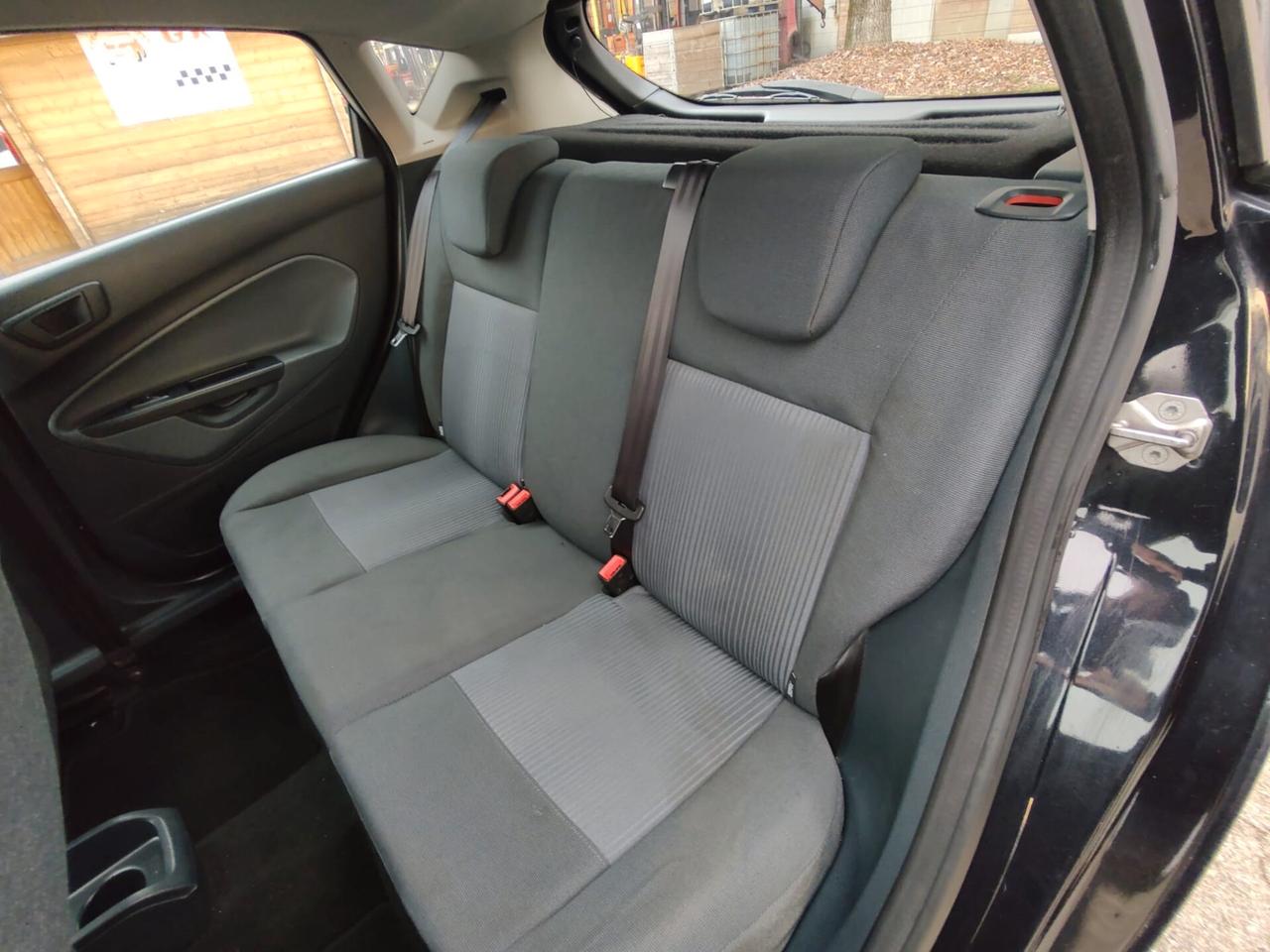 Ford Fiesta 1.4 96CV aut. 5 porte Titanium, BENZINA\GPL, OK NEOPATENTATI.