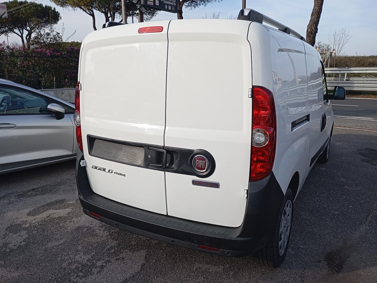 Fiat Doblo Cargo Maxi 1.6 Mjet 105CV Bus. 3 Posti