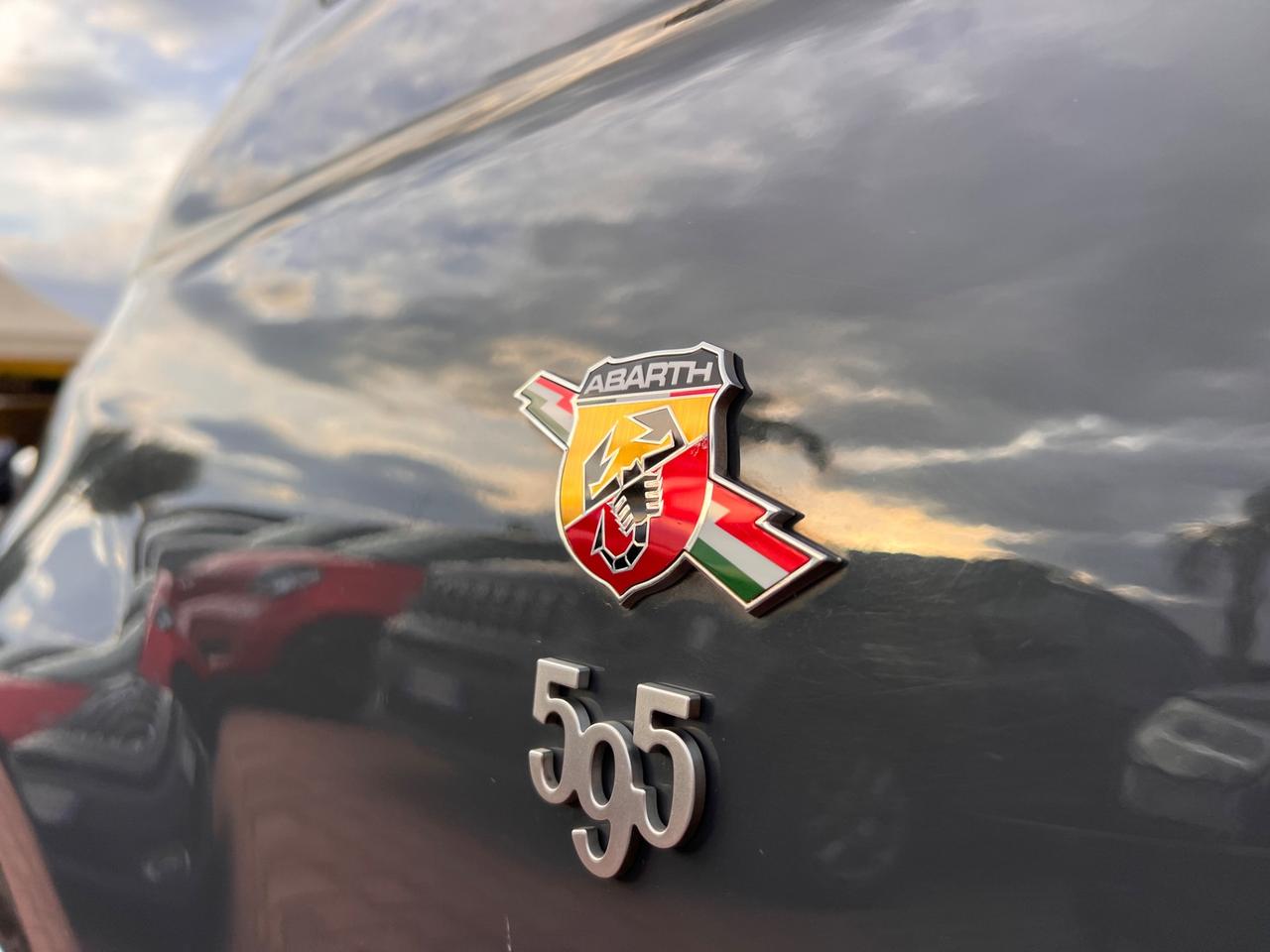 Abarth 595 C 1.4 Turbo T-Jet 180 CV Competizione