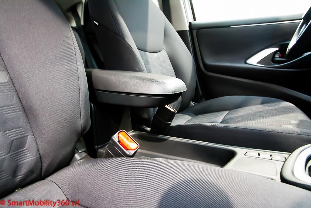 Toyota Yaris 1.5 Hybrid Active E-CVT Business Pack - Ok neopatentati!!!