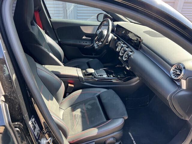 Mercedes-benz A 45 AMG A 35 AMG 4Matic