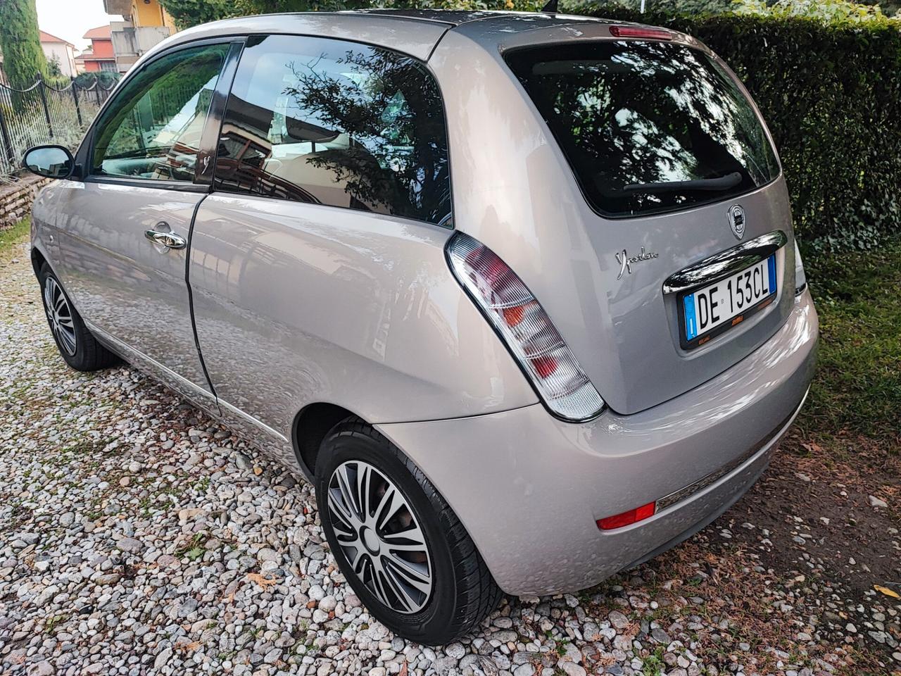Lancia Ypsilon benzina GPL neopatentati