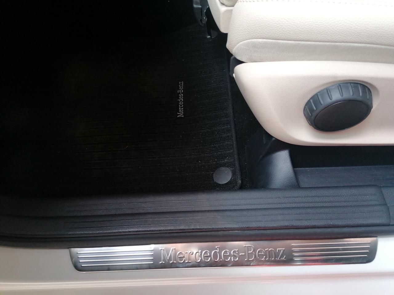 Mercedes-benz B 180 d Premium(full optional)