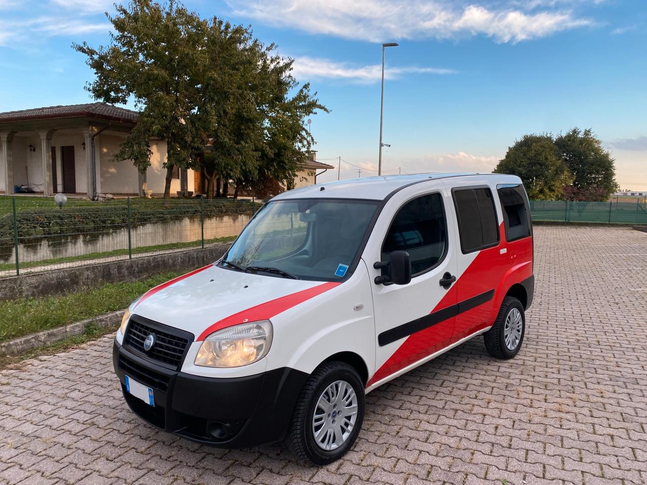 Fiat Doblò 1.3 Mjt Autocarro 5Posti CLIMA