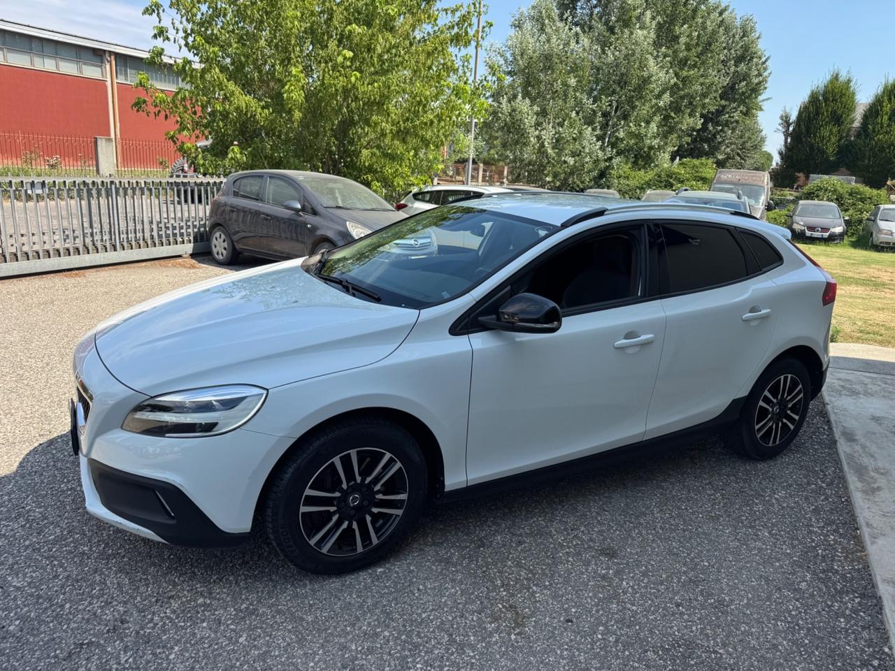 Volvo V40 Cross Country D2 Plus