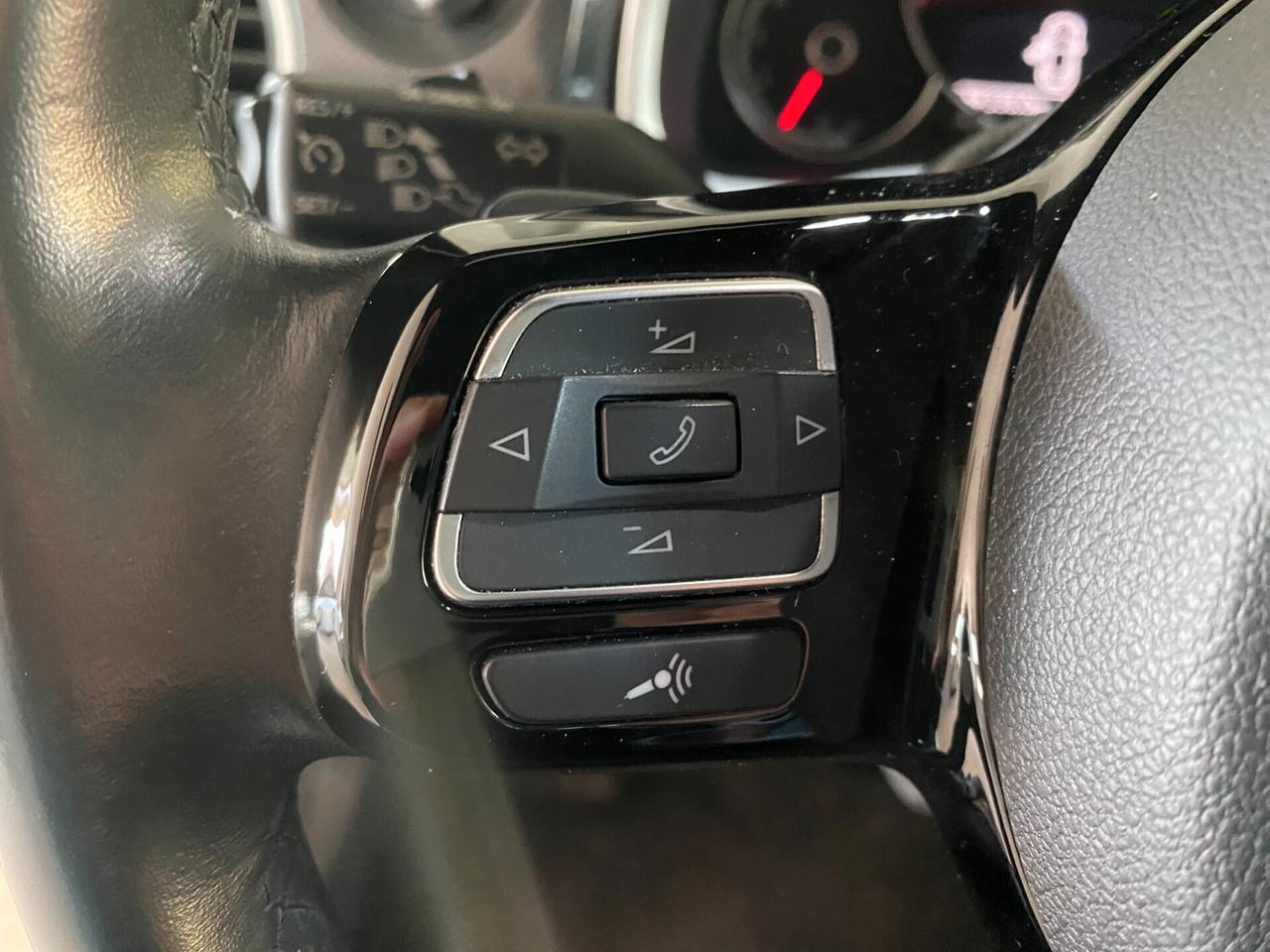Volkswagen Maggiolino 2.0 Tdi bm Sport 150 CV dsg