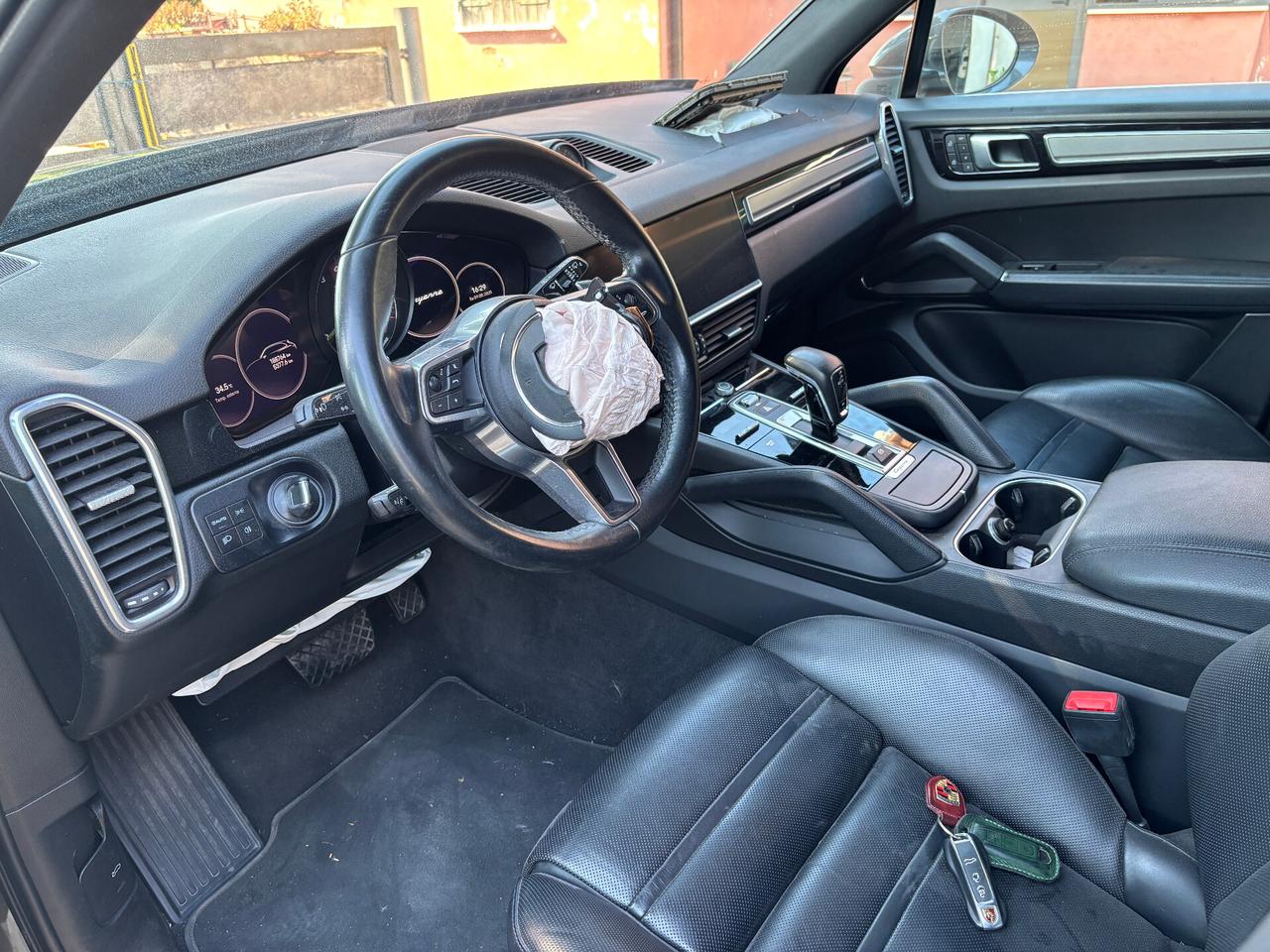 Porsche Cayenne 3.0 V6 E-Hybrid Platinum Edition