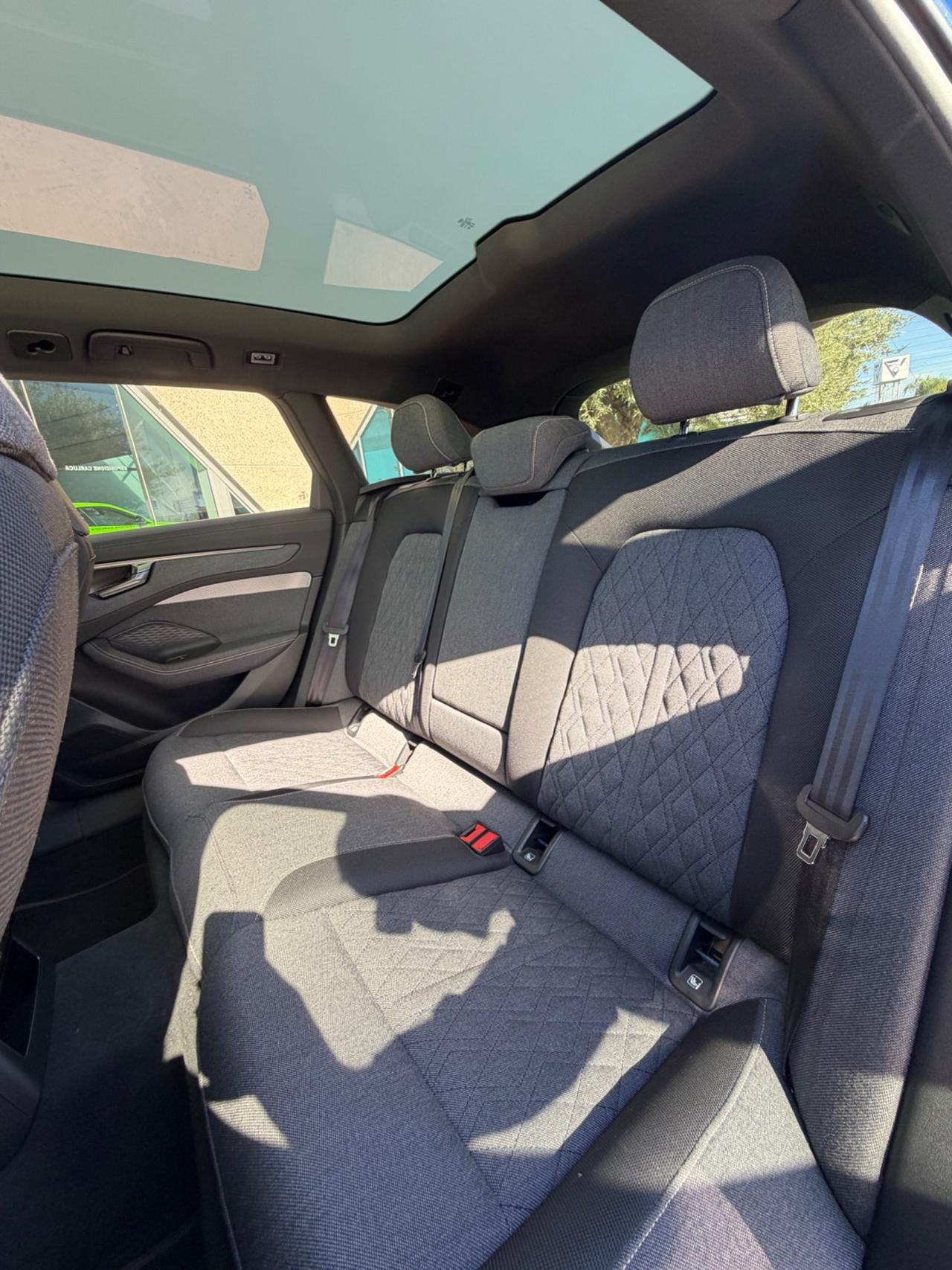 Audi A6 Avant TDI 150 kW S tronic quattro line edition