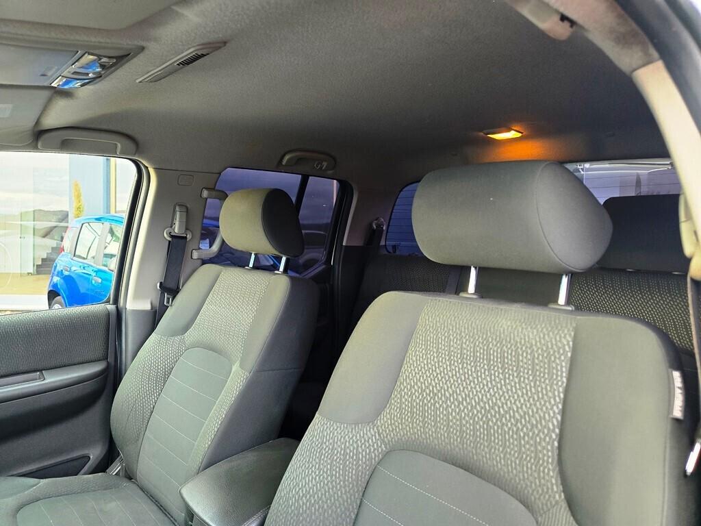 Nissan Navara 2.5 dCi 190CV "LE"