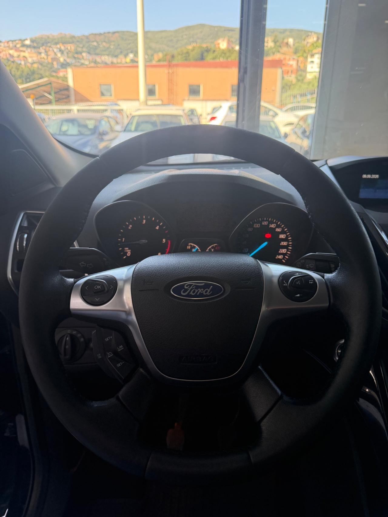 Ford Kuga 2.0 TDCI S&S 2WD Titanium FINANZIABILE
