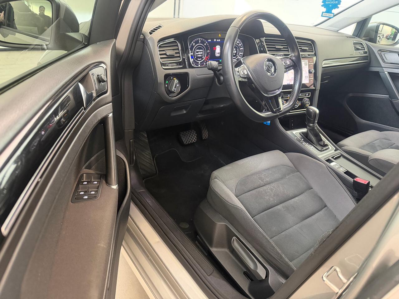 Volkswagen Golf 2.0 TDI DSG 5p. Highline BlueMotion Technology