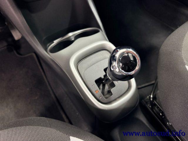 TOYOTA Aygo 1.0 VVT-i 69 CV 5 porte x-play MMT