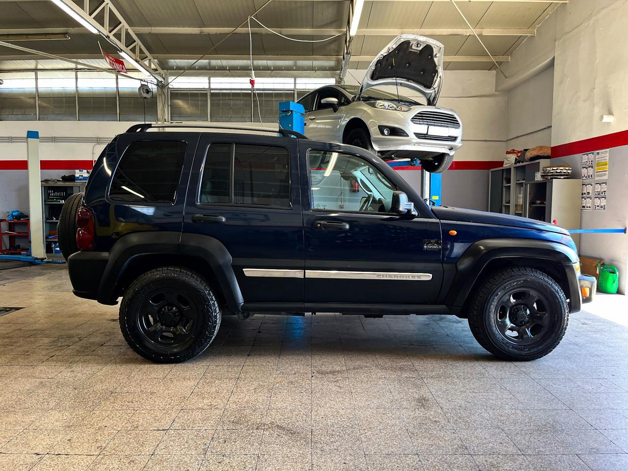 Jeep Cherokee 2.8 CRD