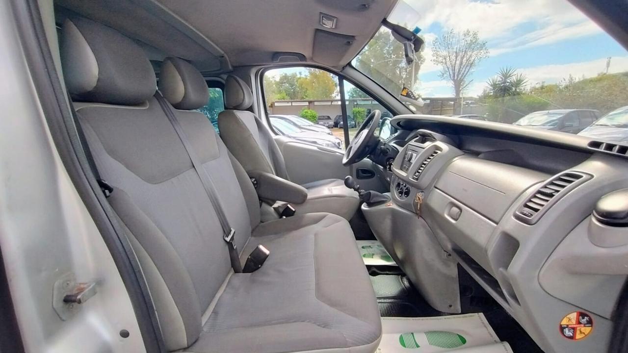 Opel Vivaro 29 2.0 CDTI PC-TN Combi 9 Posti
