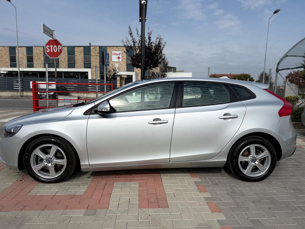 Volvo V40 D2 1.6 Momentum UNICO PROPRIETARIO