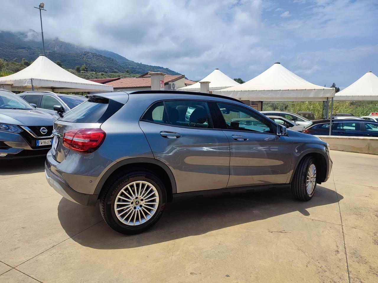 Mercedes-benz GLA 180 d Business