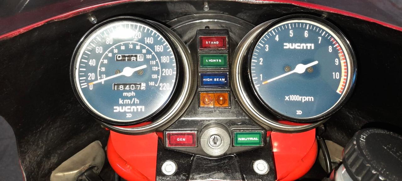 Ducati 900 MHR MIKE H REPLICA TARGA ORO!!