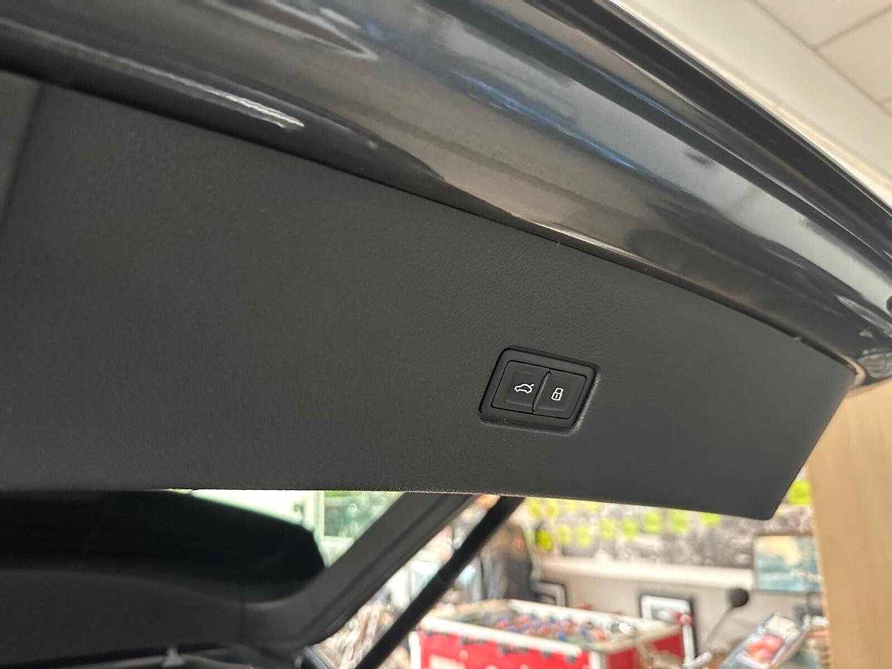 Audi Q8 45 TDI quattro tiptronic Sport S-LINE UNICOPROPRIETARIO FATTURABILE