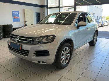 Volkswagen Touareg 3.0 TSI Tiptronic Hybrid 4MOTION