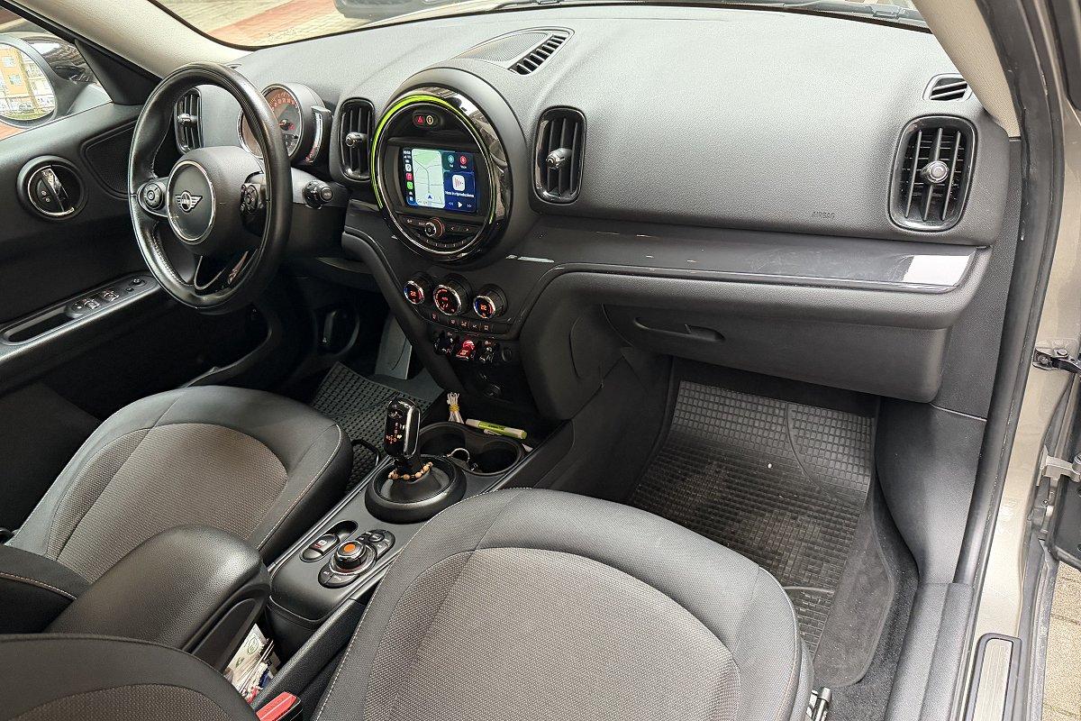 MINI Mini 2.0 Cooper D Baker Street Countryman