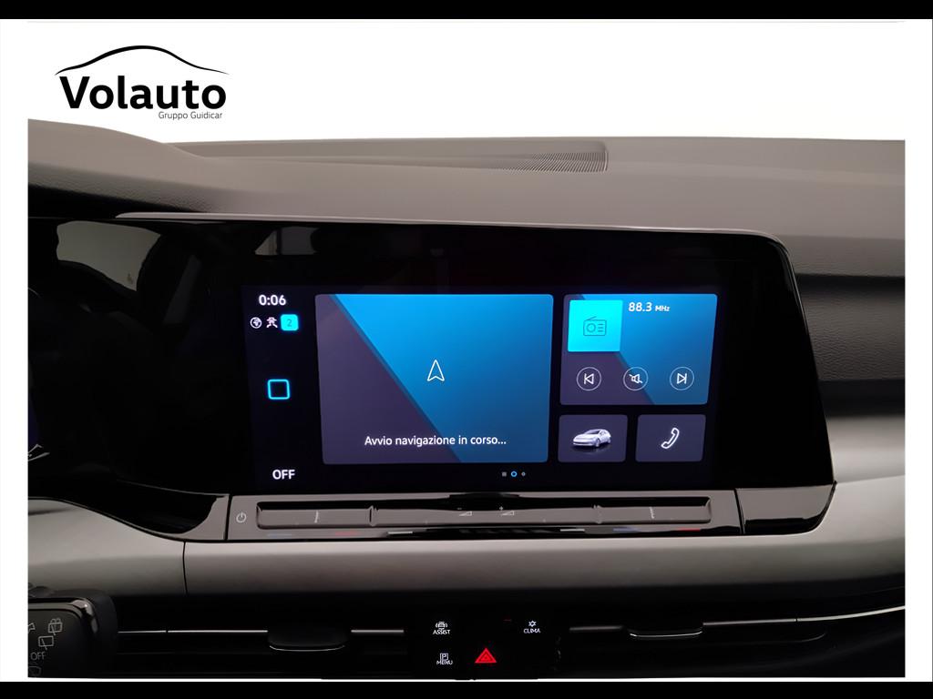 VOLKSWAGEN Golf VIII 2020 - Golf 1.0 etsi evo Life 110cv dsg